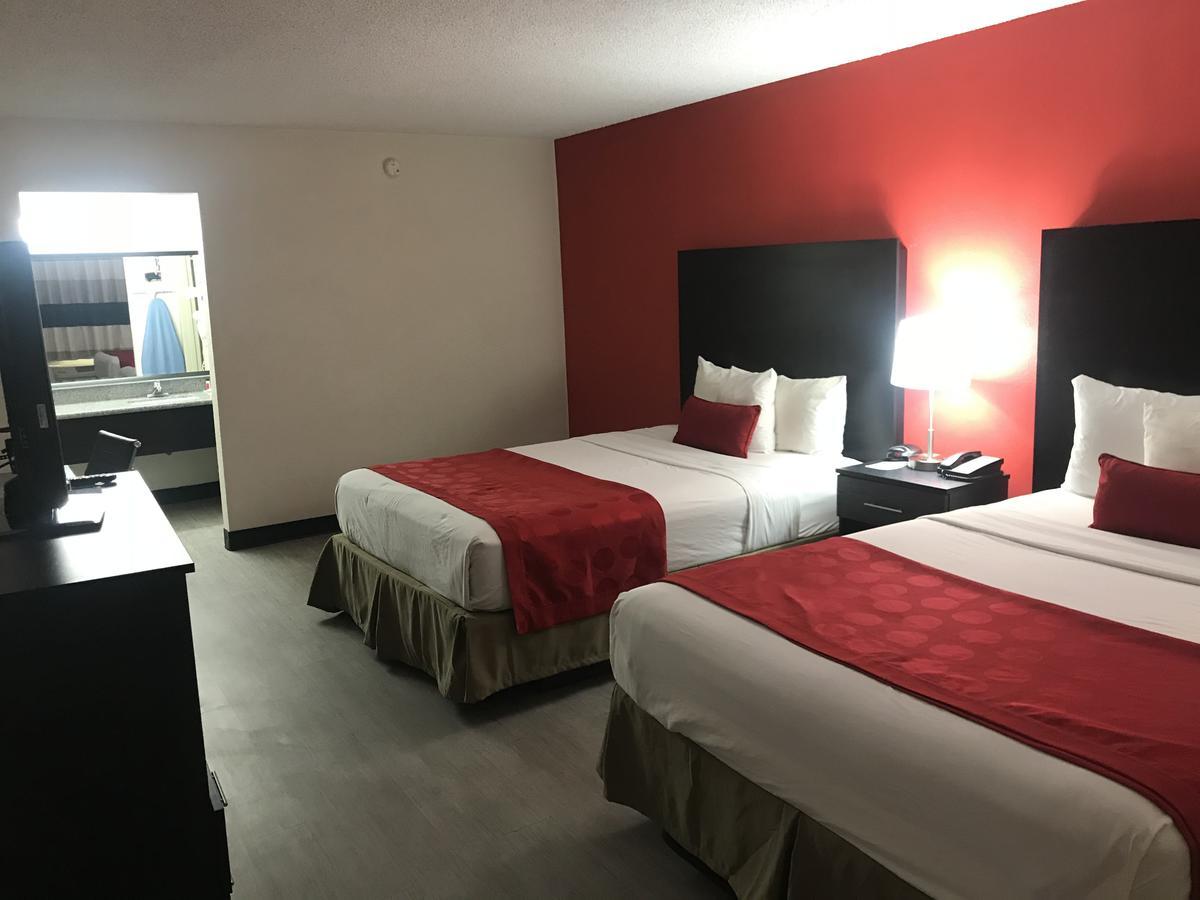 Ramada By Wyndham Mesa Downtown Exterior foto