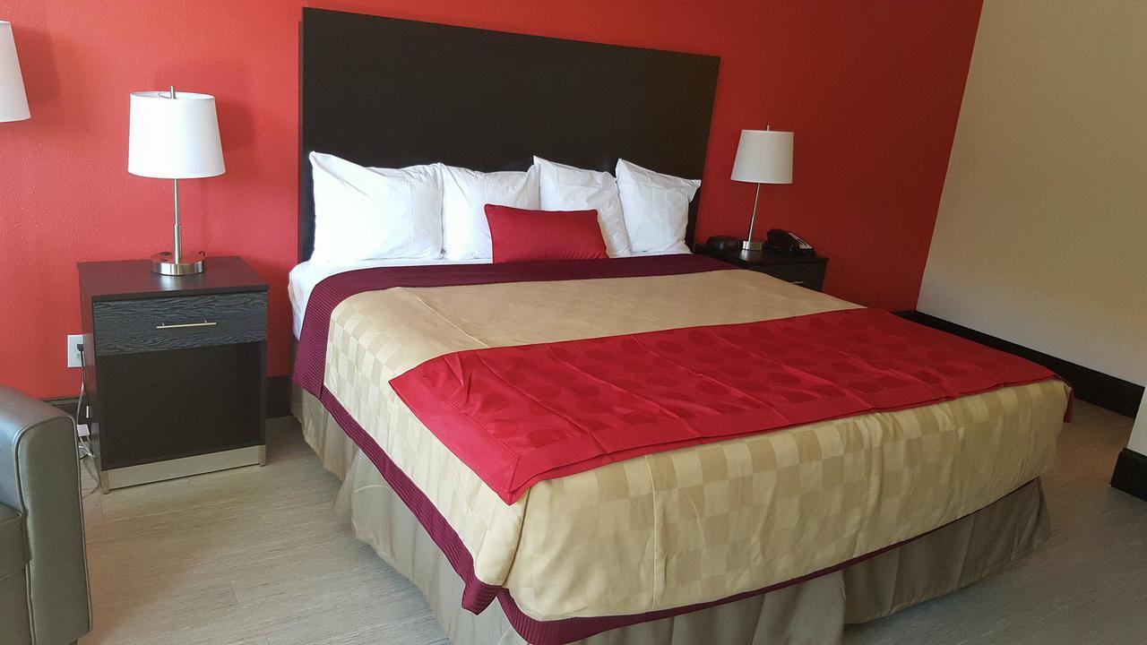 Ramada By Wyndham Mesa Downtown Exterior foto