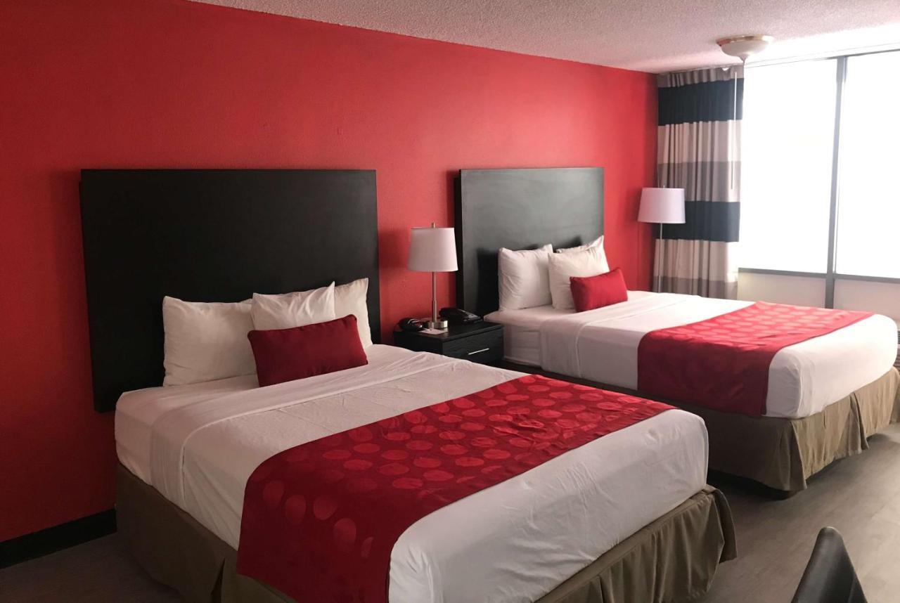 Ramada By Wyndham Mesa Downtown Exterior foto